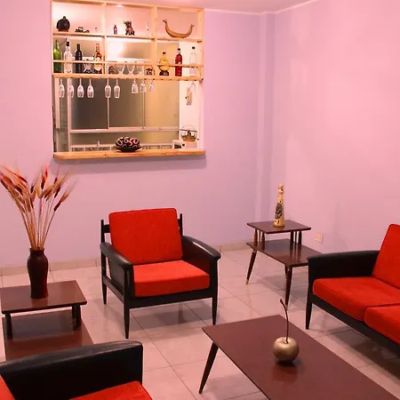 Taytaypa Rooms & Apartments Lima Airport Room photo