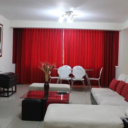 Taytaypa Rooms & Apartments Lima Airport Exterior photo