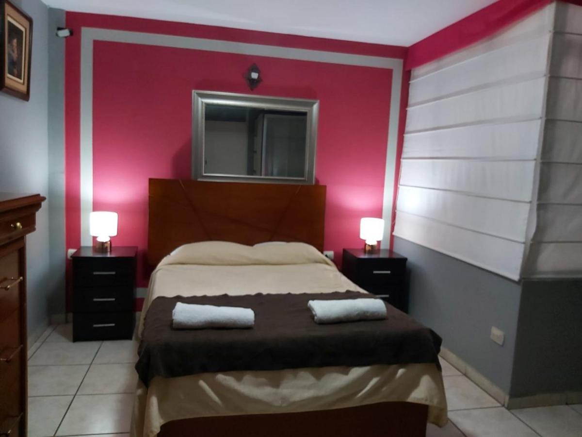 Taytaypa & Airport Apartment *